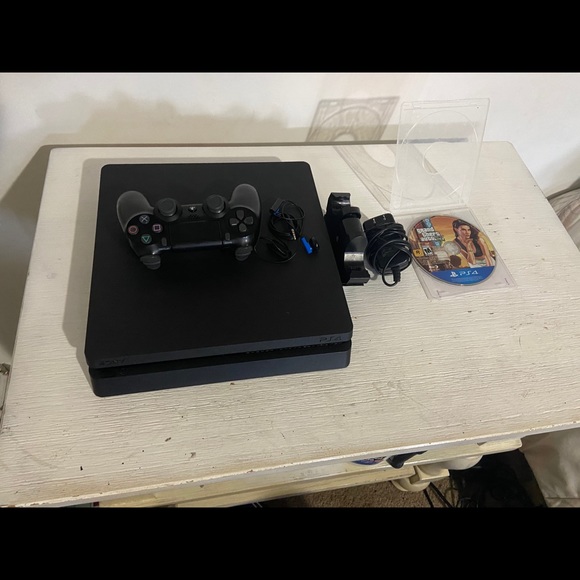 Used Slim PlayStation 4 - Picture 4 of 6
